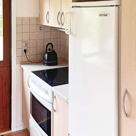 Three-bedroom Holiday In Vaeggerlose 39 *