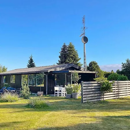 Three-bedroom Holiday In Vaeggerlose 39 Bøtø By