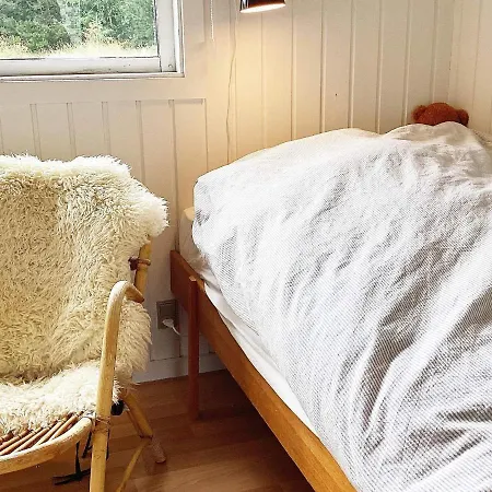 Three-bedroom Holiday In Vaeggerlose 39 *