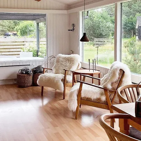 Three-bedroom Holiday In Vaeggerlose 39